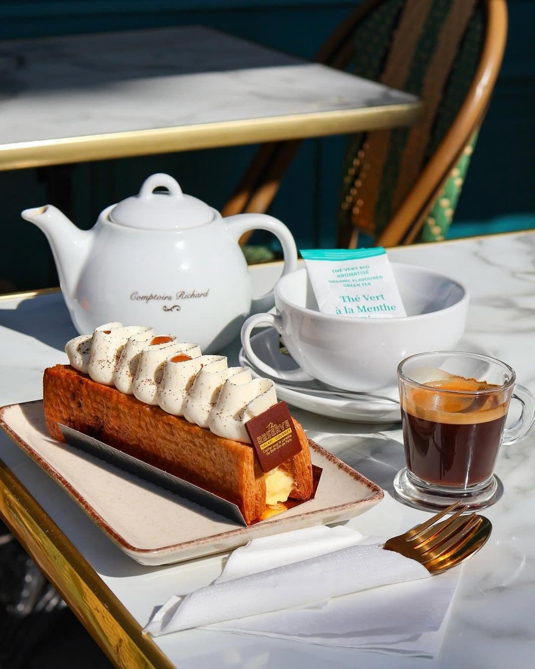 Thé & Pâtisserie